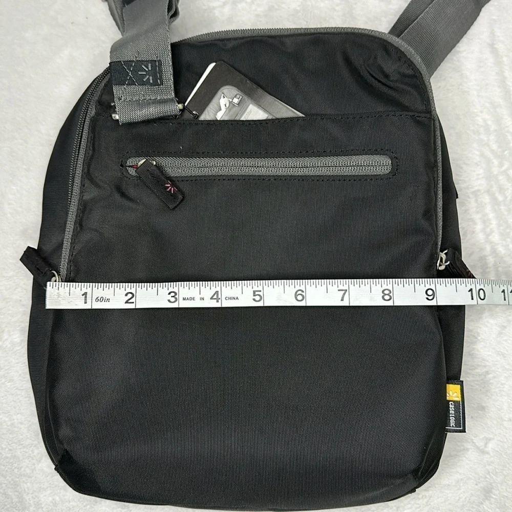 Case Logic Small Notebook Sling Bag